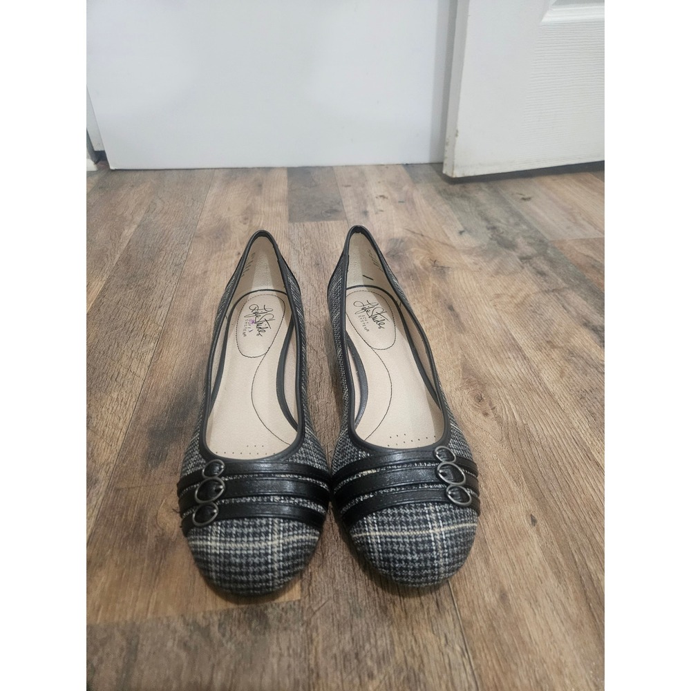 LifeStride Fawn Grey Plaid Wedge Pumps Black‎ Straps Soft System Size 10M